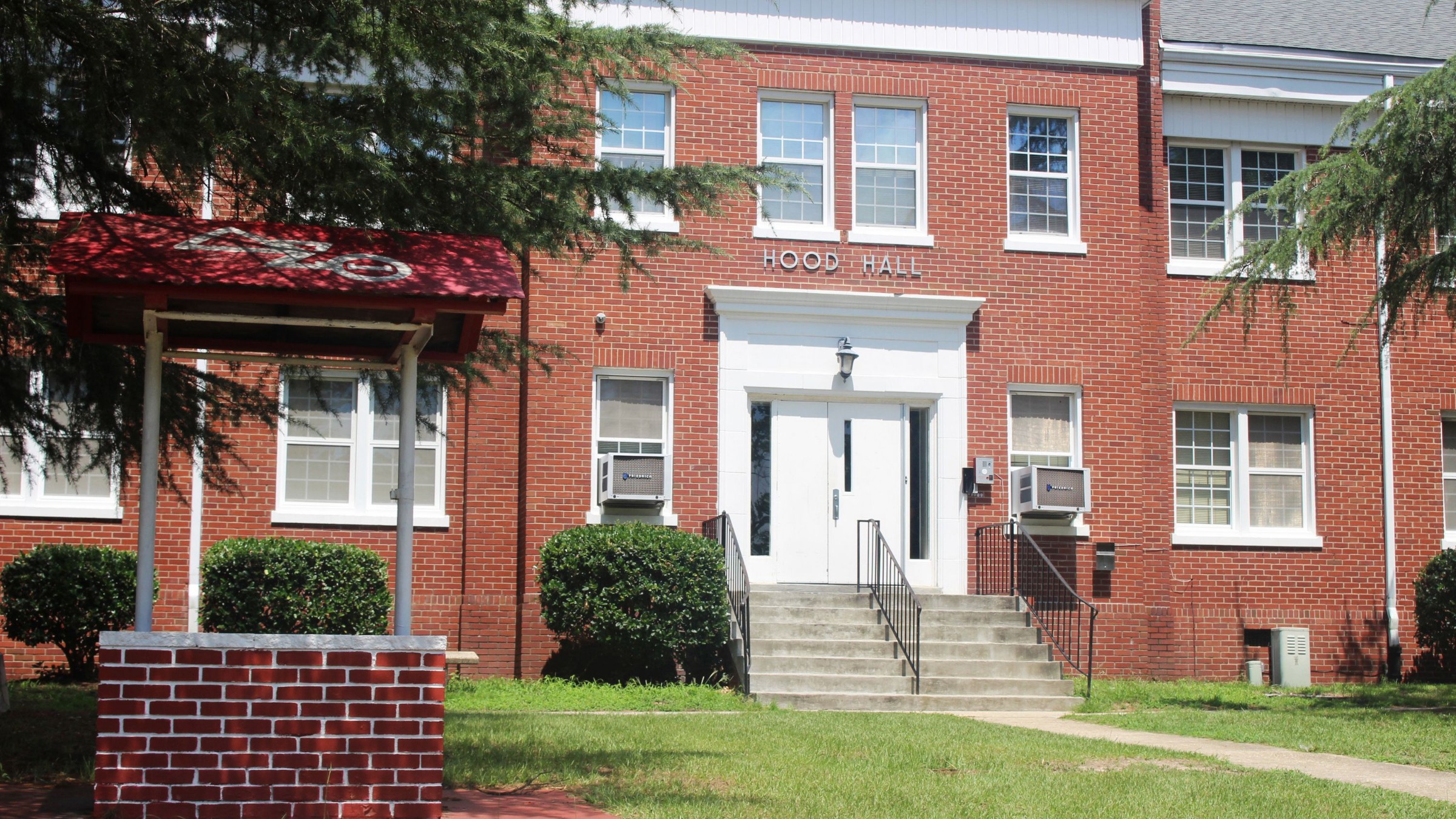 Hood Hall at Fayetteville State University